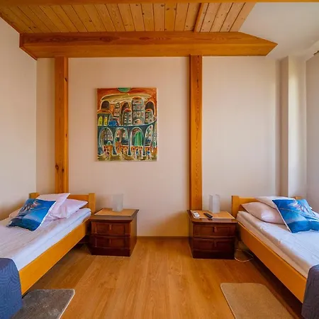 Goscinne Nordevia Homestay *